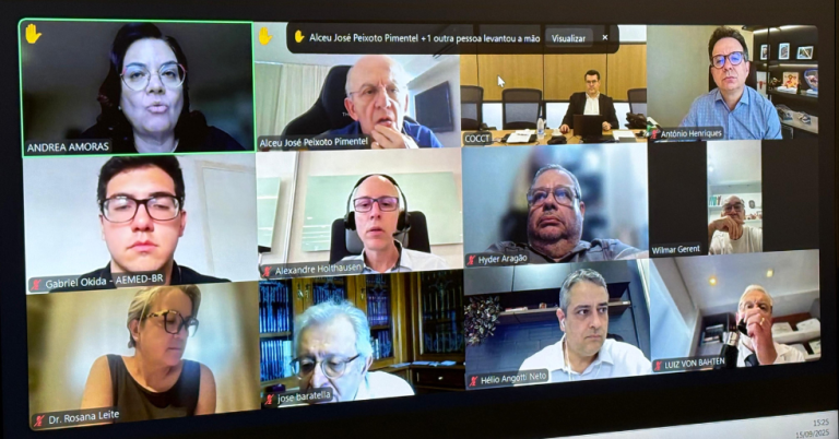 Comissão de Ensino Médico debate parecer sobre o uso de modelos anatômicos sintéticos