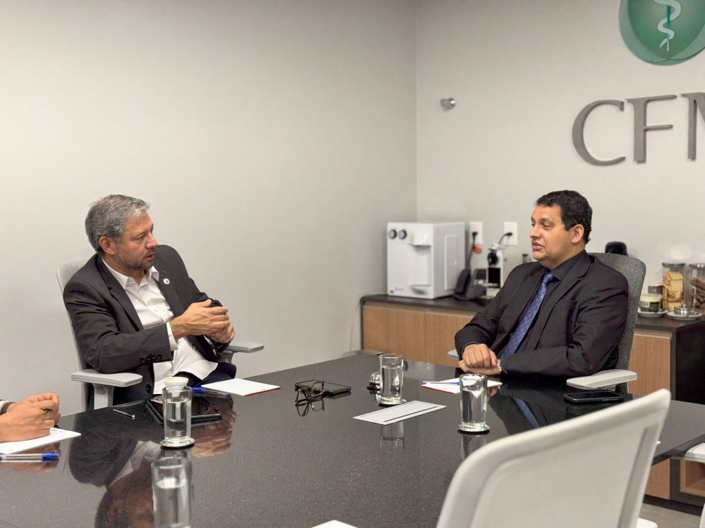 CFM e SBIS discutem cooperação em saúde digital