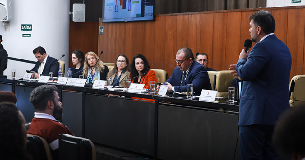 Conselho apresenta na Câmara Municipal de São Paulo fundamentos da Resolução CFM nº 2.427/2025