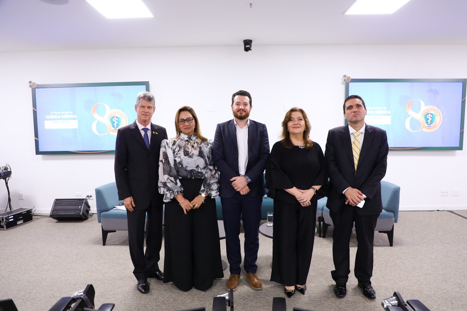 CFM destaca papel do clínico na linha integral de cuidados